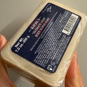 NEW Kiehl’s Ultimate Man Body Scrub Soap KIEHL’S body scrub Exfoliating bar soap